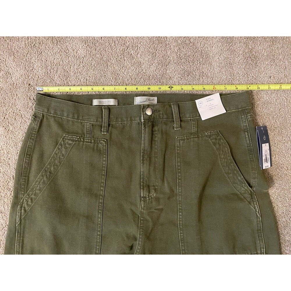 Universal Thread Women's High-Rise Baggy Utility Barrel Jeans Camo Green Size 16 - Picture 7 of 14
